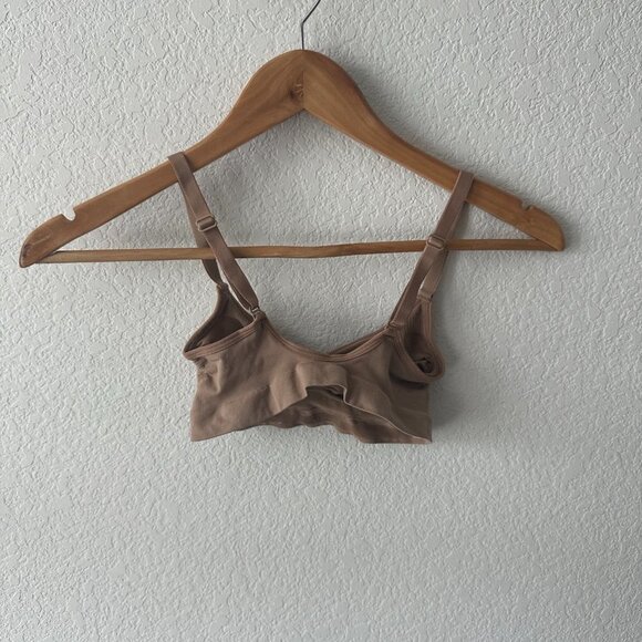 SkimsS EAMLESS SCULPT BRALETTE - Picture 3 of 4